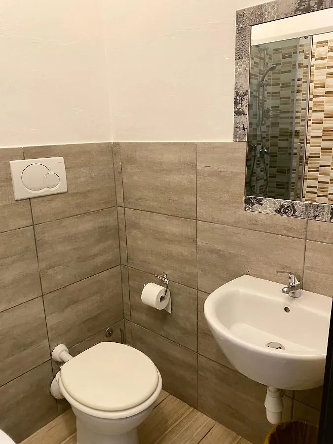 Guest House Minas Milan 2*,