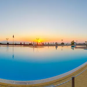 Th - Florio Park Чинизи