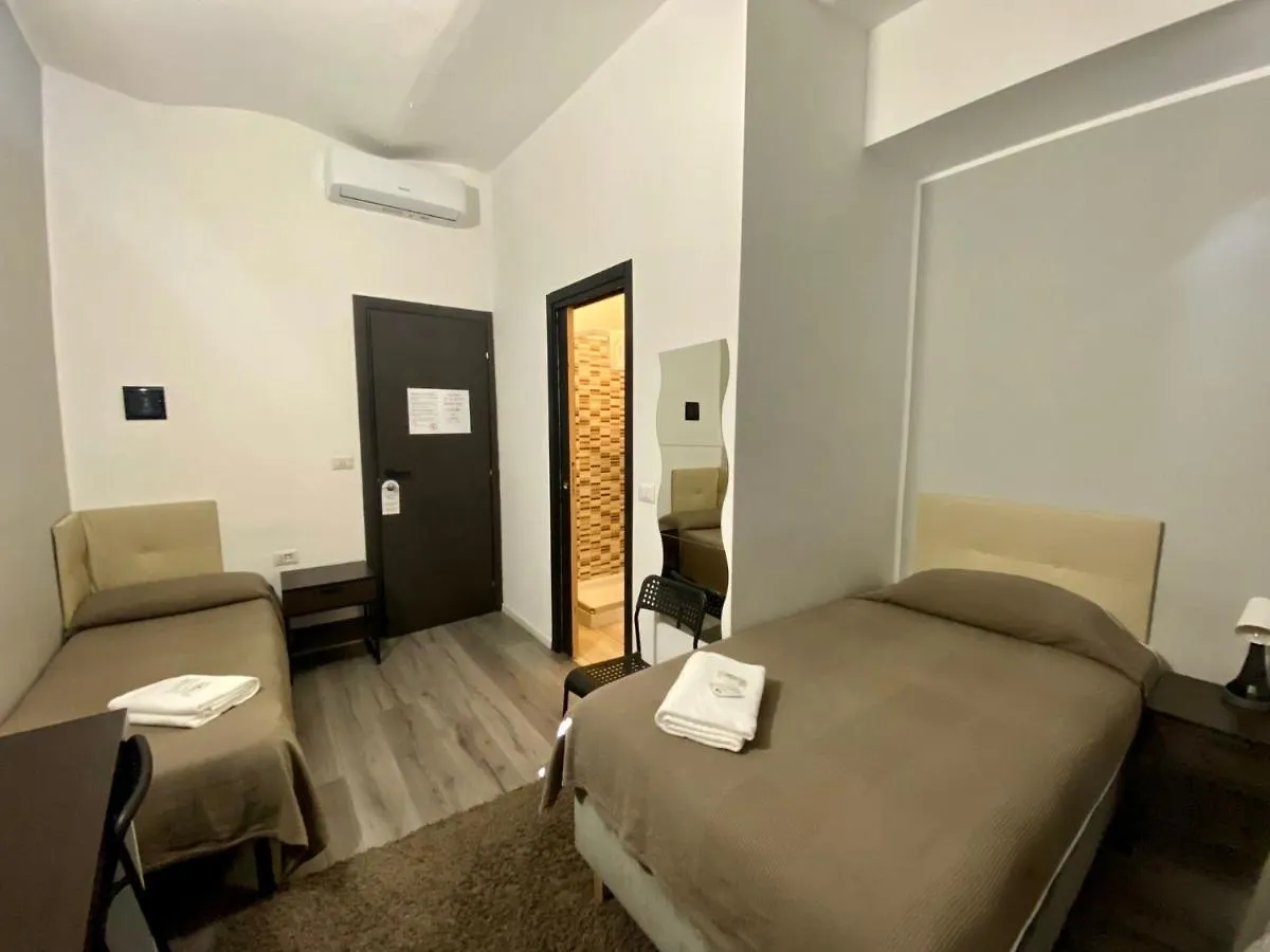 Guest House Minas Milaan 2*,