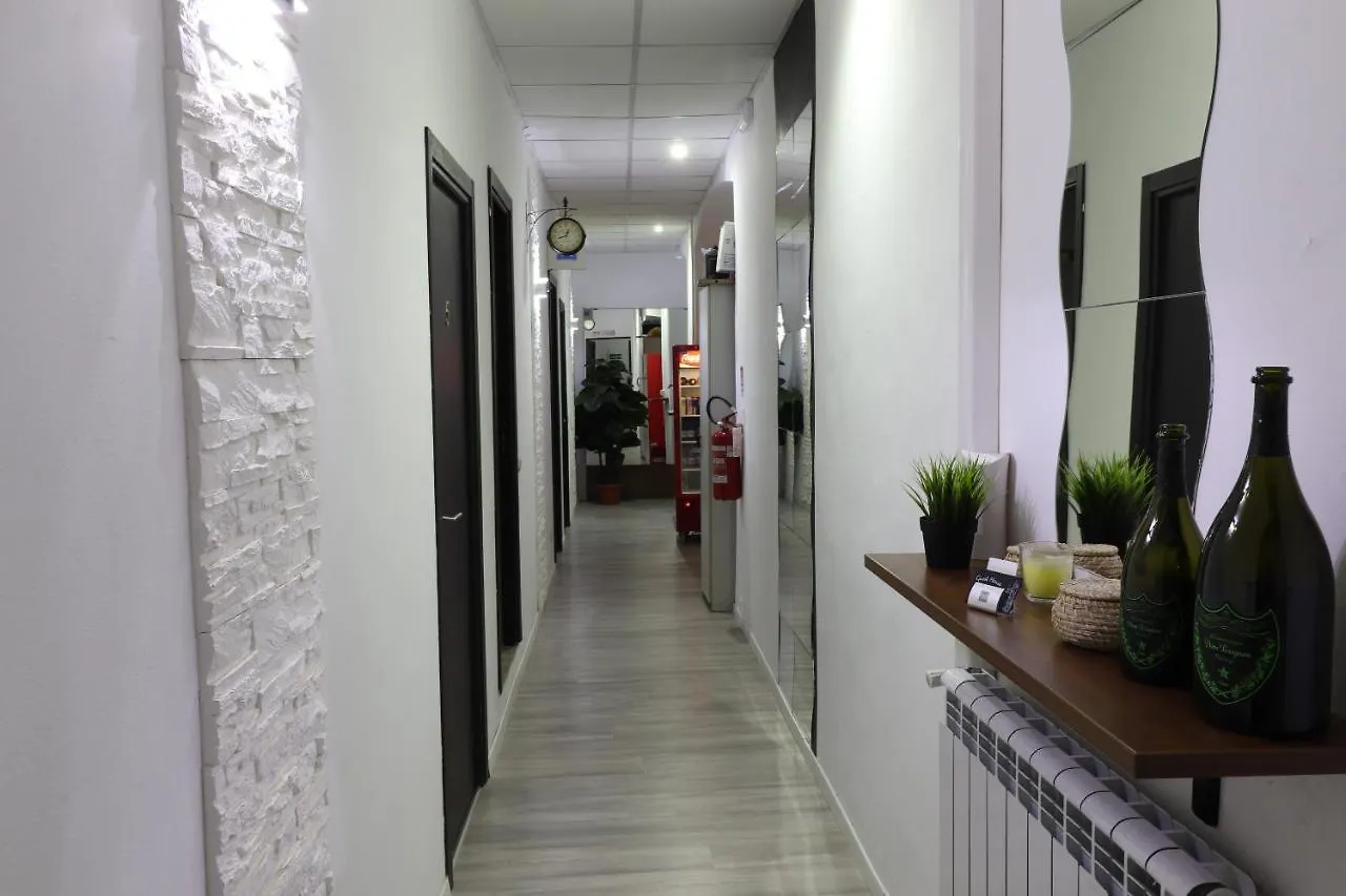 Guest House Minas Milaan